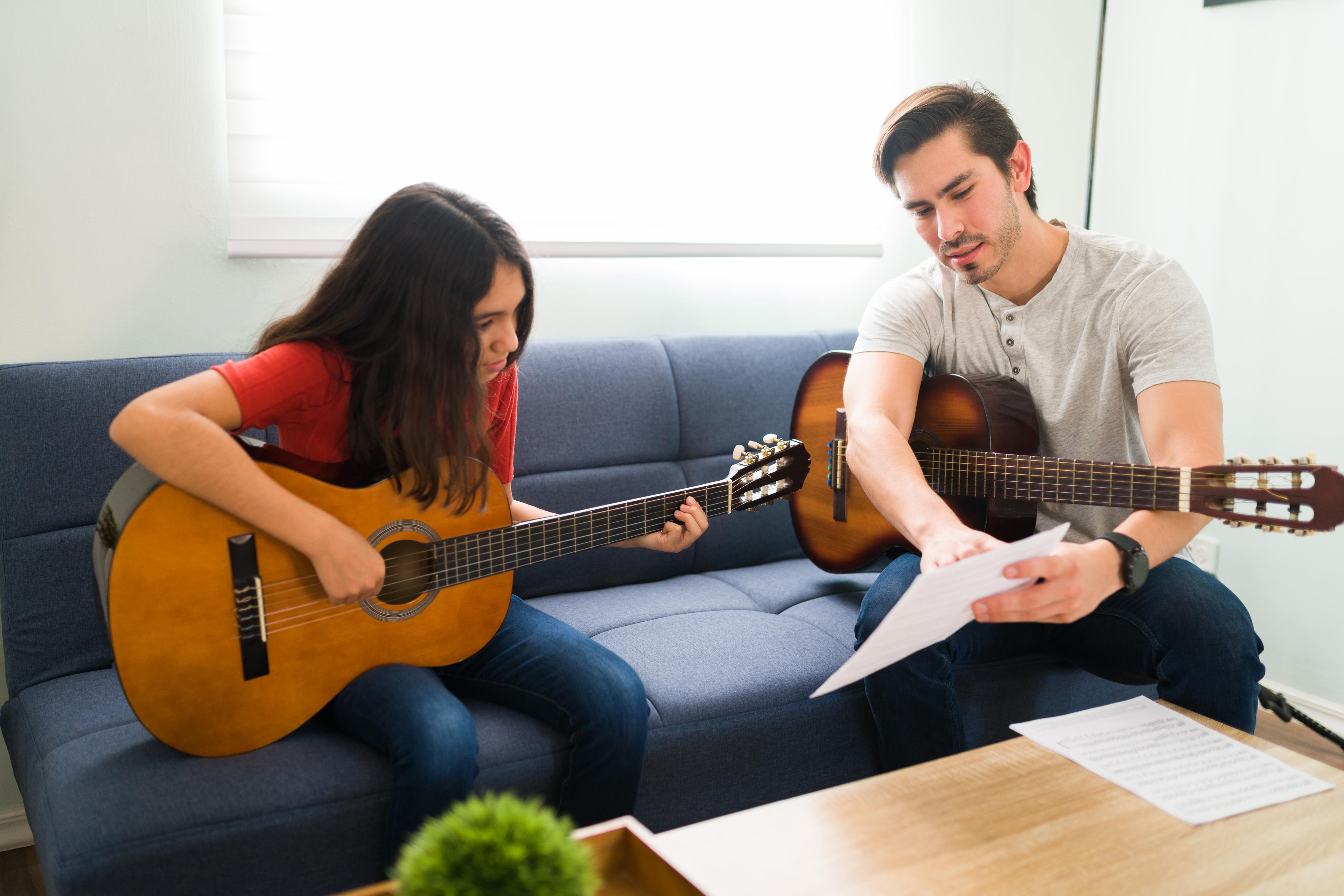 Common Challenges Faced by Guitar Learners and How To Overcome Them